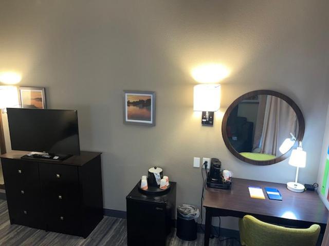 Comfort Inn & Suites Toledo Eksteriør billede