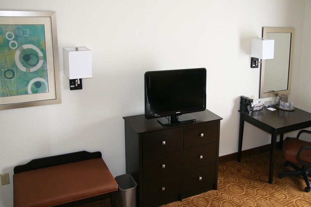 Comfort Inn & Suites Toledo Værelse billede